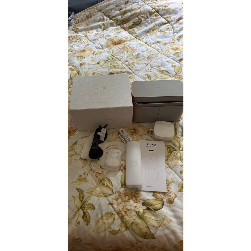 Ulike Air 10 IPL Hair Removal Device White w/ Sunglasses